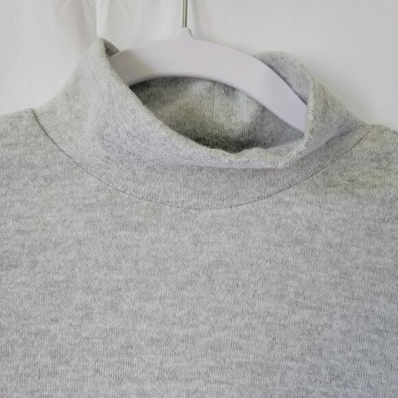 Zara Grey Mock Neck Long Sleeve Cropped Pullover Fuzzy Knit Sweater Size Medium - Picture 3 of 8